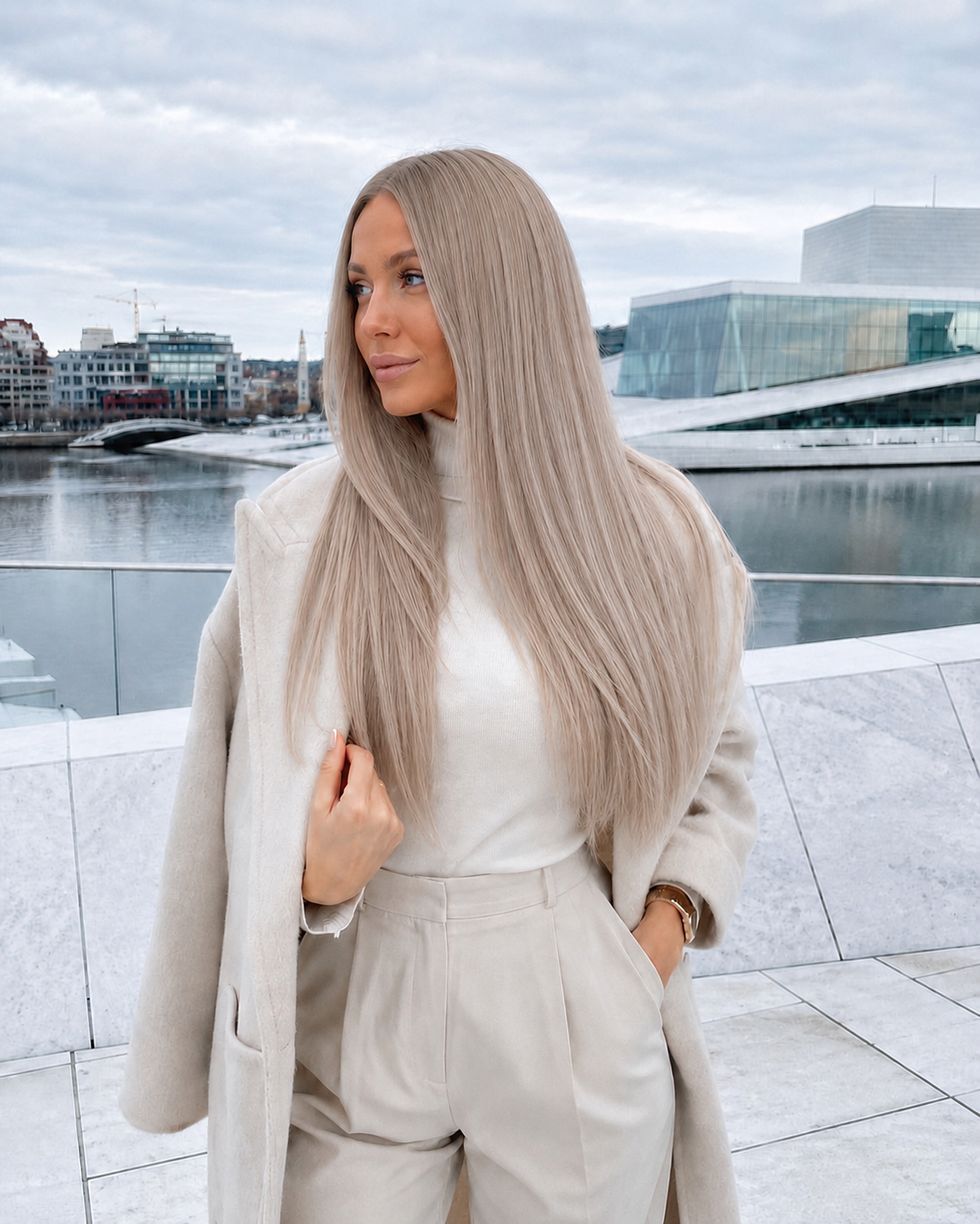 Seamless Clip-in | Elegant Improve 55cm - Oslo Ice