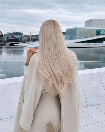 Seamless Clip-in | Elegant Improve 55cm - Oslo Ice